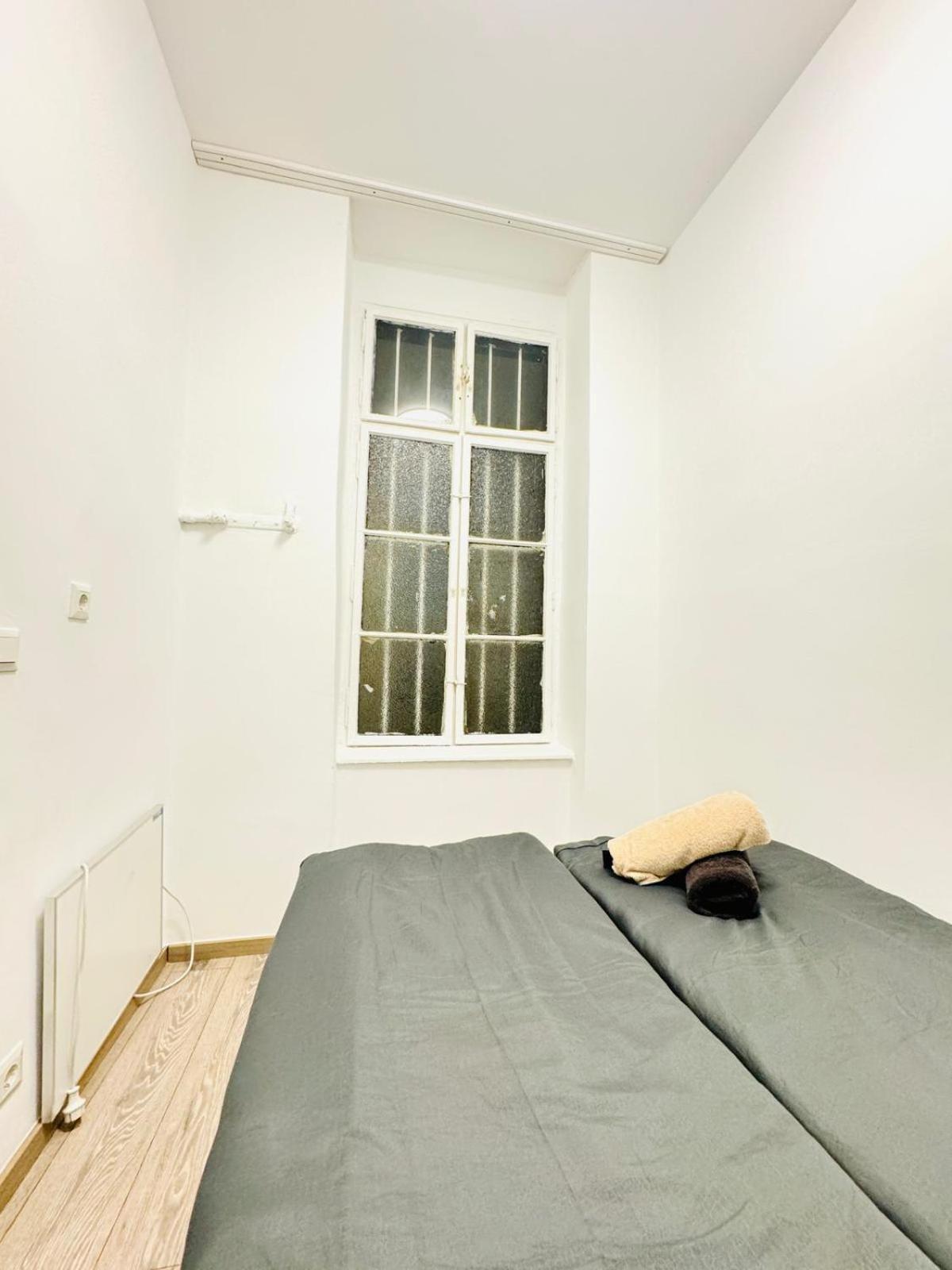 Amazing 2Br Apartment Near Praterstern فيينا المظهر الخارجي الصورة
